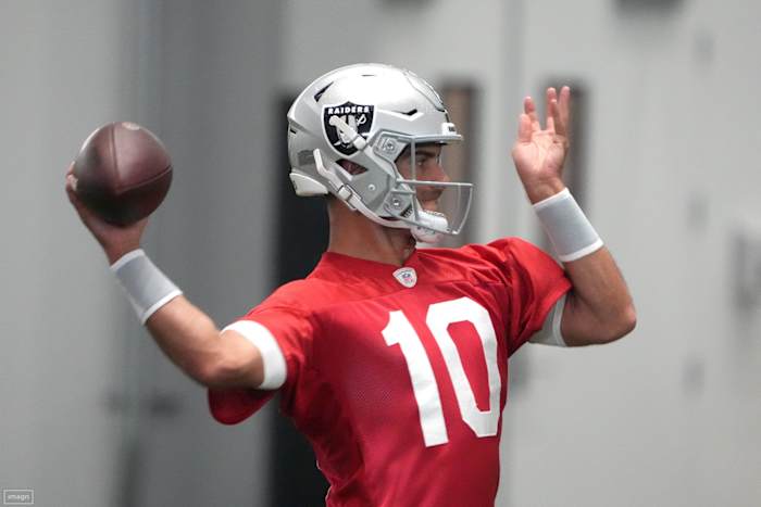 Raiders quarterback Jimmy Garoppolo works during training camp.